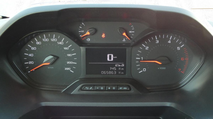 Peugeot Partner L1 1.5 BlueHDi 100k Active na operativní leasing