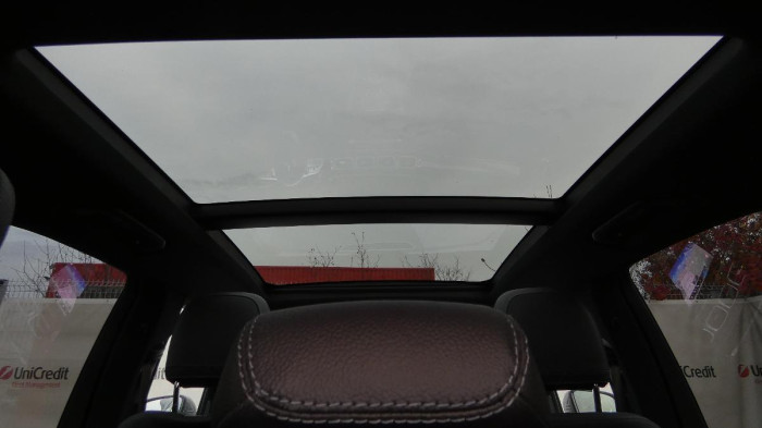 Volvo XC40 B3 PLUS DARK DCT na operativní leasing