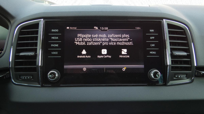 Škoda Karoq 1,5 TSI DSG Style na operativní leasing