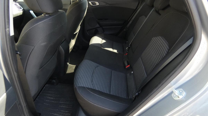 Kia Ceed 1.5 T-GDI 118kW TOP SW DCT na operativní leasing
