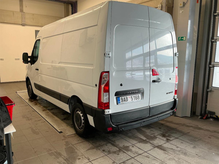 Renault Master 2.3 dCi 180k En L2H2P3 COOL na operativní leasing