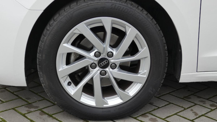 Audi A1 Sportback 30 TFSI Advanced S t na operativní leasing