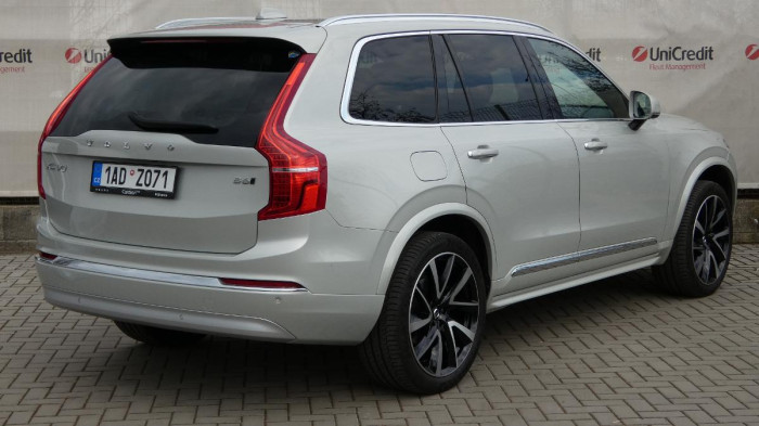 Volvo XC90 B6 AWD INSCRIPTION na operativní leasing