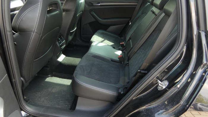 Škoda Kodiaq 2,0 TSI Sportline DSG 4x4 na operativní leasing