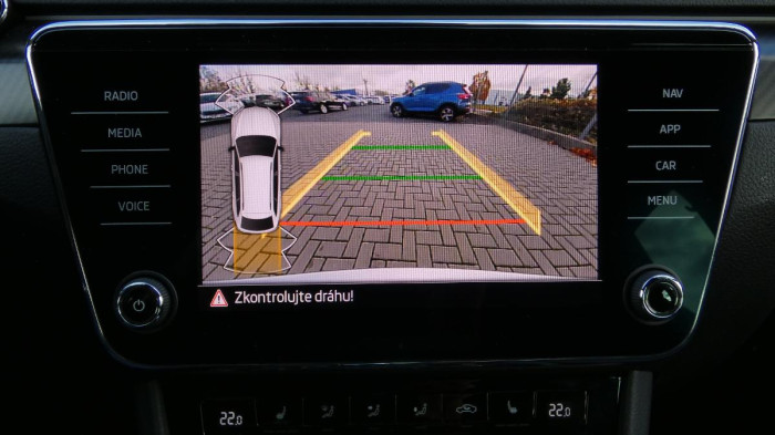 Škoda Superb Combi 2.0 TDI DSG Sportline na operativní leasing