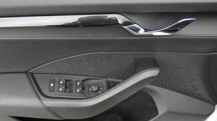 BMW X5 xDrive 40i M Sport na operativní leasing