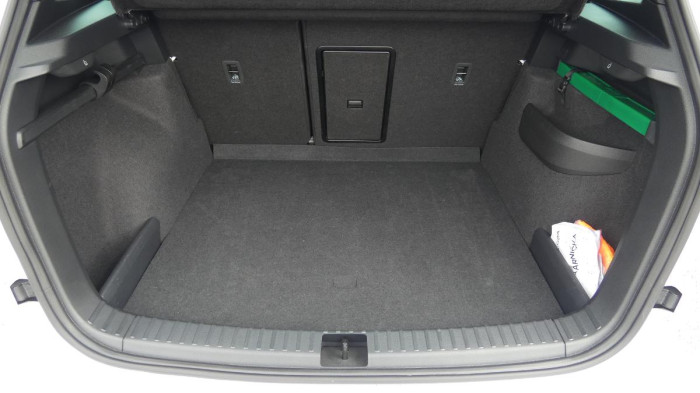 Škoda Karoq 2.0 TDI 110 kW Sportline 4x4 na operativní leasing