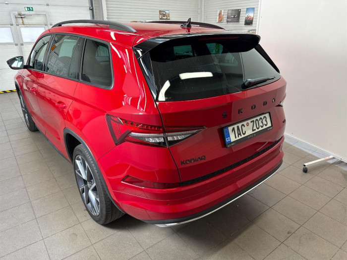 Škoda Kodiaq 2,0 TSI Sportline DSG 4x4 na operativní leasing