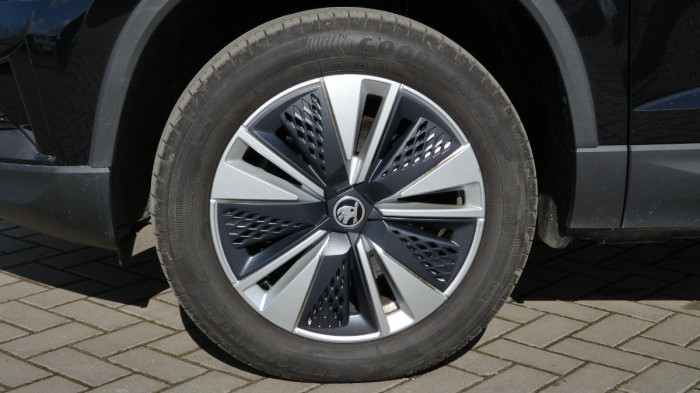 Škoda Karoq 1,5 TSI DSG Style na operativní leasing