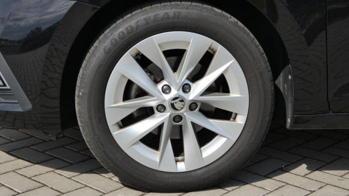 Škoda Octavia 2.0 TDI Style na operativní leasing