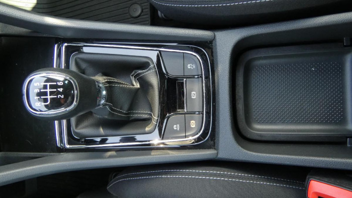 Škoda Karoq 1,5 TSI Sportline na operativní leasing