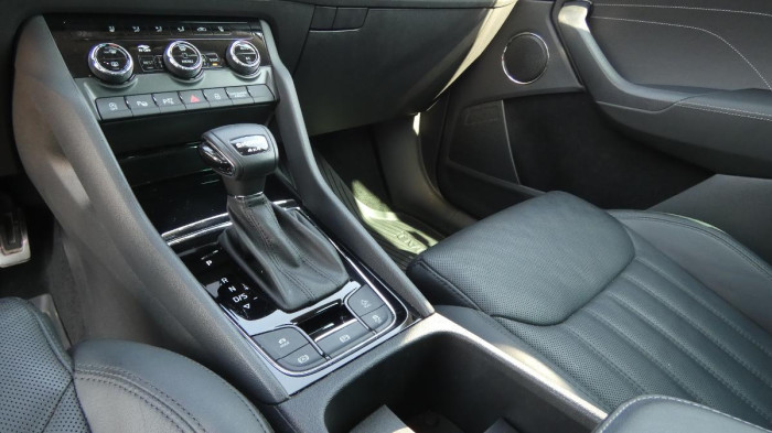 Škoda Kodiaq 2.0 TDI 110 kW L&K 4x4 DSG na operativní leasing