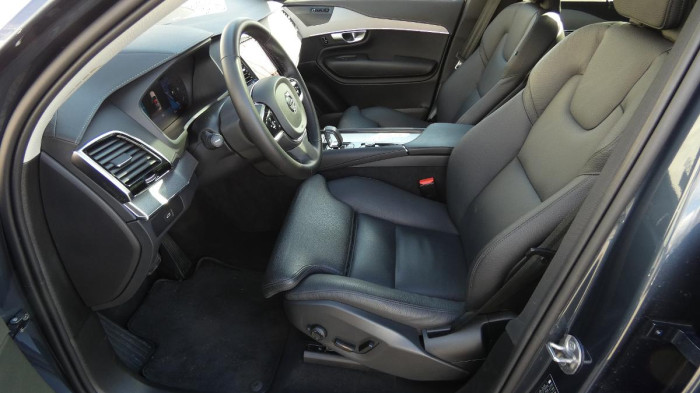 Volvo XC90 B5 AWD Plus Bright 7 míst na operativní leasing