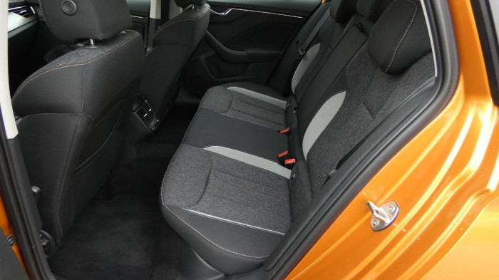 Škoda Kamiq 1,5 TSI DSG Style na operativní leasing