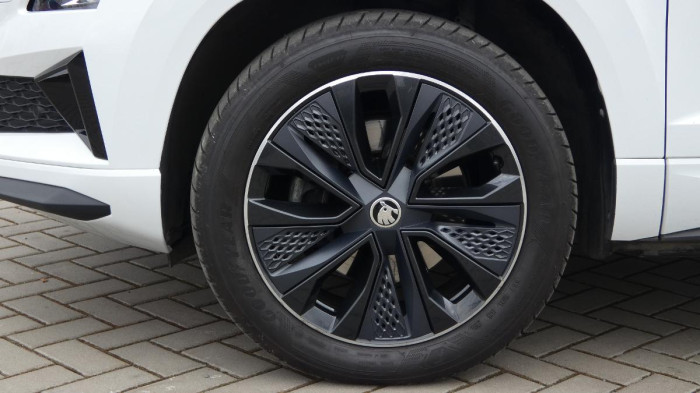 Škoda Karoq 2.0 TDI 110 kW Sportline 4x4 na operativní leasing