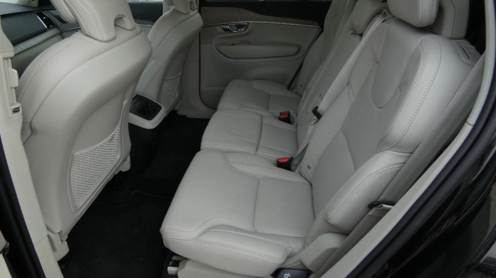 Volvo XC90 B5 AWD Plus Bright 7 míst na operativní leasing