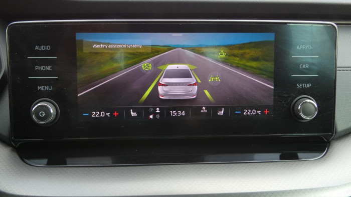 Škoda Octavia 1.5 TSI DSG Ambition na operativní leasing