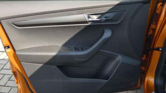 Škoda Karoq 1,5 TSI Sportline na operativní leasing