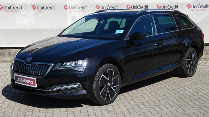 Škoda Superb Combi 1.5 TSI DSG Style na operativní leasing