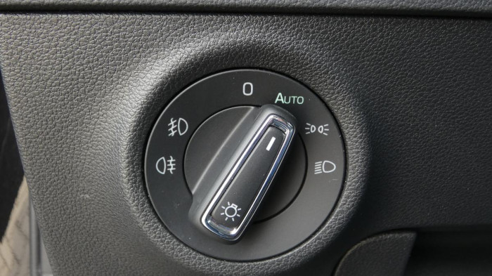 Škoda Karoq 1,5 TSI Style DSG na operativní leasing