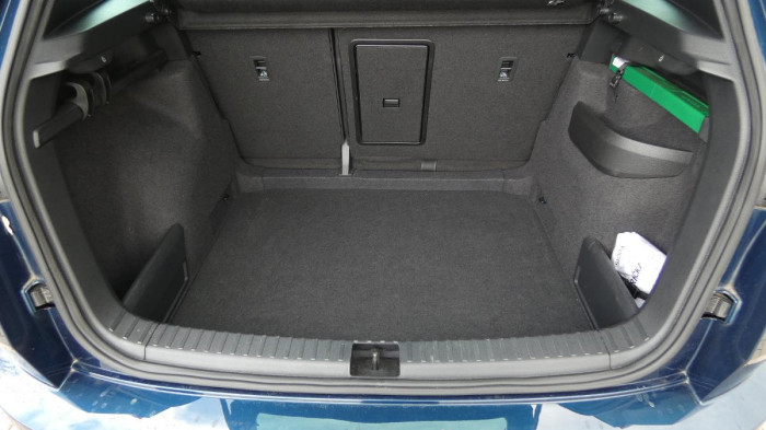 Škoda Karoq 1,5 TSI Style DSG na operativní leasing