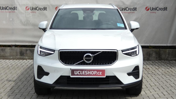 Volvo XC40 B3 mHEV Core aut. na operativní leasing