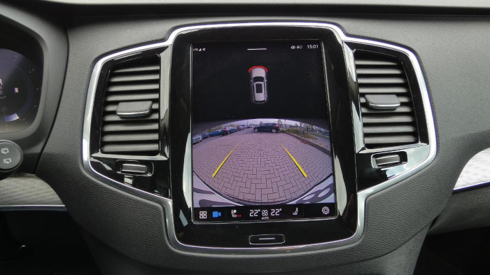 Volvo XC90 B5 AWD Core na operativní leasing